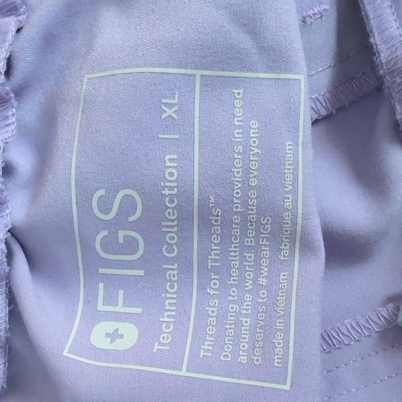 Figs Lilac Scrub Set Casma Top Xl And Kade Cargo XXL - Picture 5 of 5